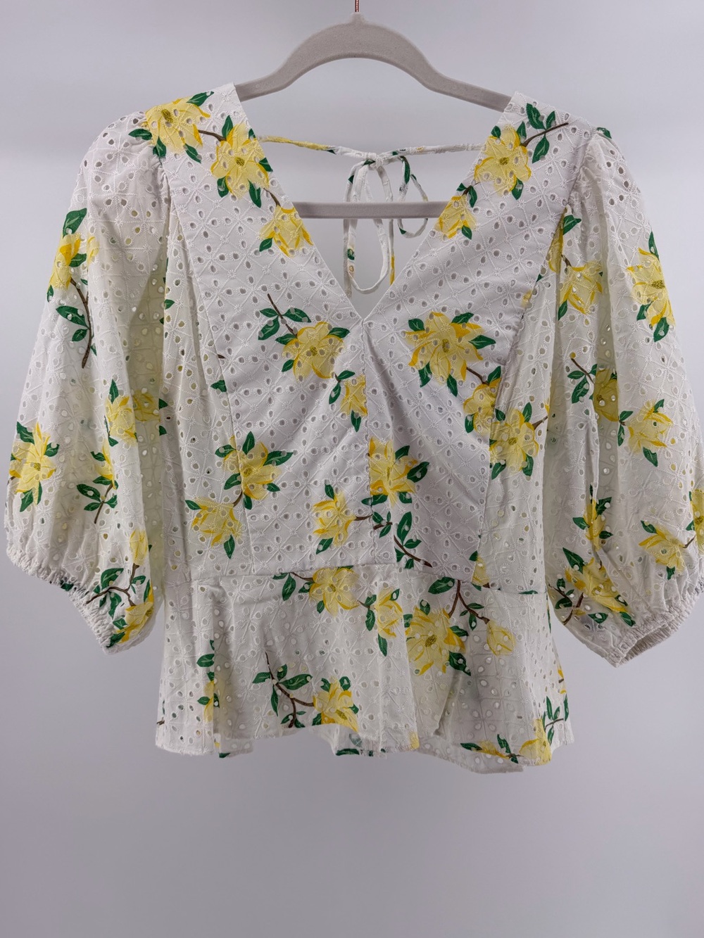 Draper James Terri Tie Back Top in Magnolia Eyelet, Floral Print, Women's 10 - Picture 2 of 10